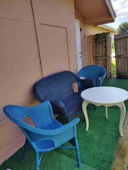 Cottage Studio with Backyard Pool
