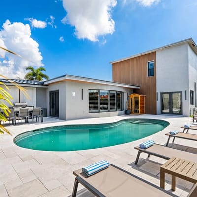 Palm Luxe Retreat