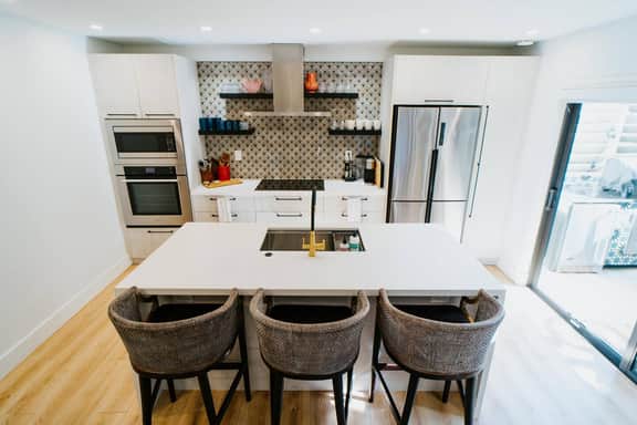 Sealofters 1BR Beachside Retreat