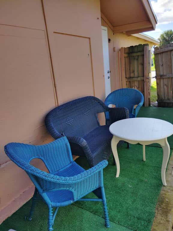 Cottage Studio with Backyard Pool