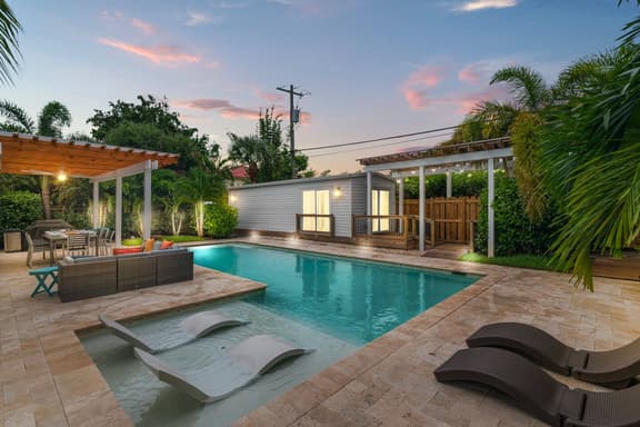 Palm Oasis in Lake Worth Beach